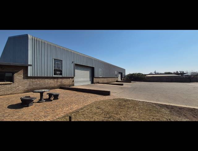 6,900M² INDUSTRIAL YARD FOR SALE IN AUREUS